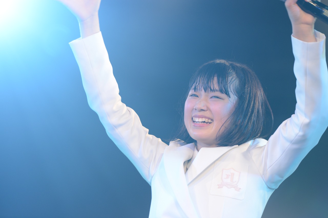 石野理子