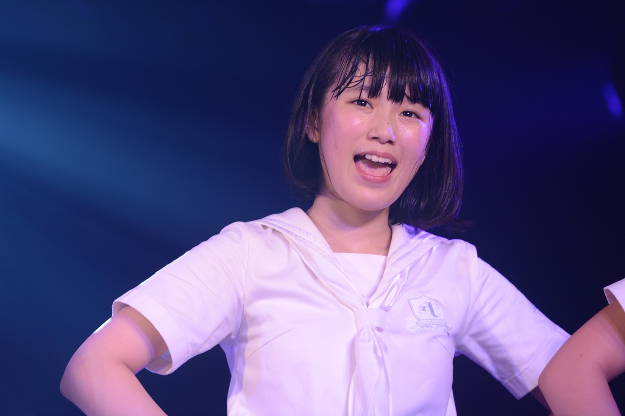 石野理子