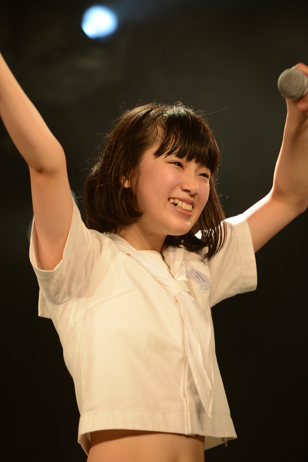 石野理子