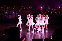 「中川翔子 超☆貪欲生誕祭 30だお！ 全員集合!!」5月5日昼公演の様子。