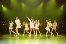 「中川翔子 超☆貪欲生誕祭 30だお！ 全員集合!!」5月5日昼公演の様子。