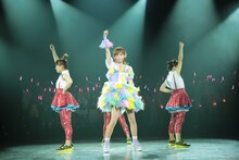 「中川翔子 超☆貪欲生誕祭 30だお！ 全員集合!!」5月5日昼公演の様子。