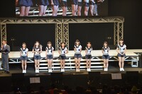 新たに加わった8人の研修生。