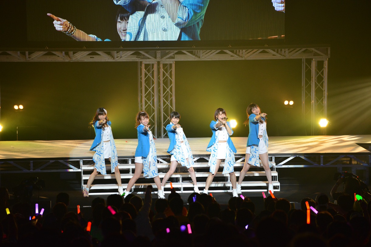 Juice=Juiceによるライブの様子。