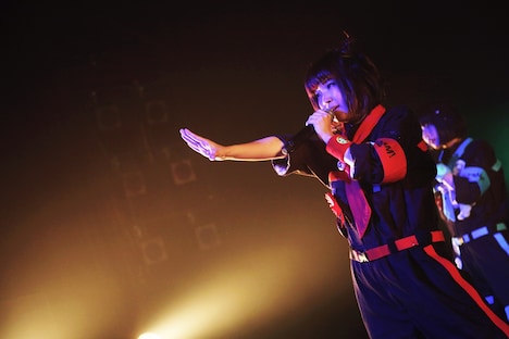 しふぉん（撮影：後藤壮太郎 / ハヤシサトル）