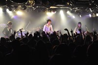 小林太郎「Live Tour 2015 "DOWNBEAT”」東京・下北沢GARDEN公演の様子。