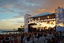 DREAMS COME TRUEによるハワイ公演の様子。（撮影：植松千波）