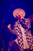 「吉田山田ツアー2015」東京・渋谷公会堂公演の様子。