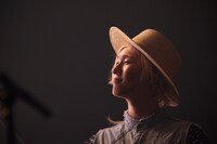 「吉田山田ツアー2015」東京・渋谷公会堂公演の様子。