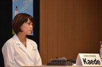 真剣な眼差しのKaede研究員。