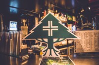 「BISHOP NEHRU JAPAN TOUR 2015」の会場の様子。（Photo by cherry chill will）