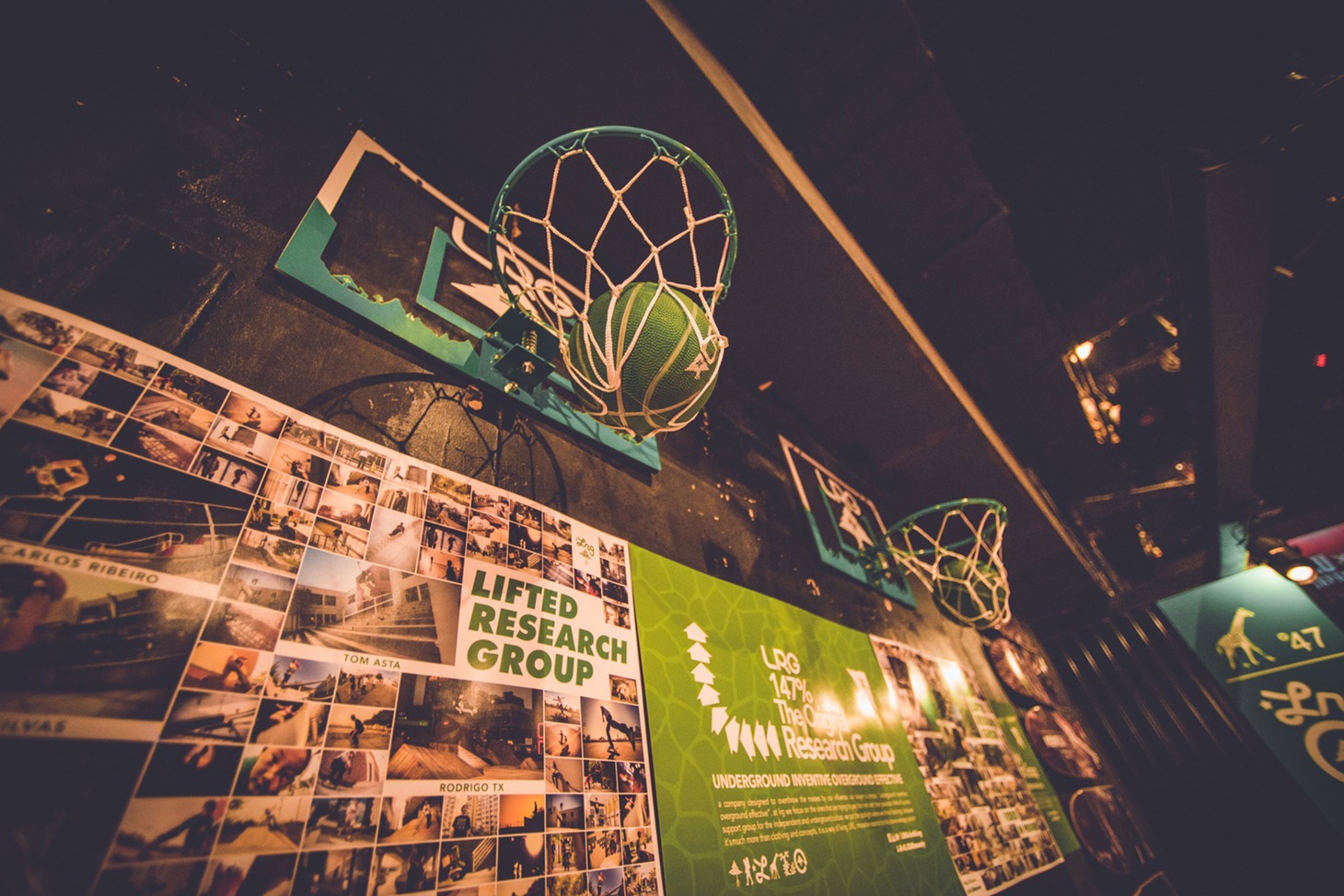 「BISHOP NEHRU JAPAN TOUR 2015」の会場の様子。（Photo by cherry chill will）