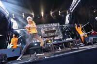 POLYSICS×ノブ（the telephones）