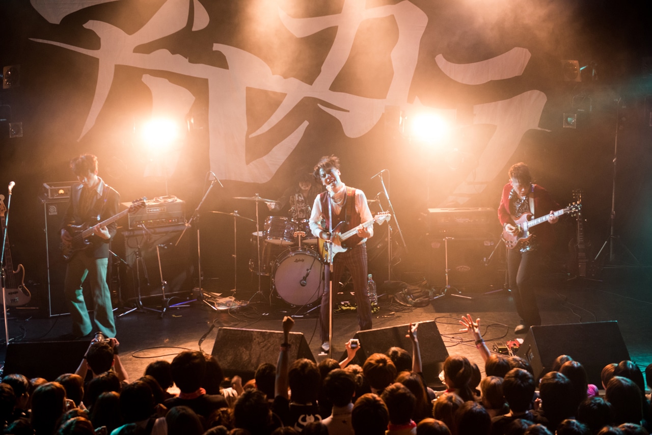 インビシブルマンズデスベッド（Photo by AZUMA Tatsuya）
