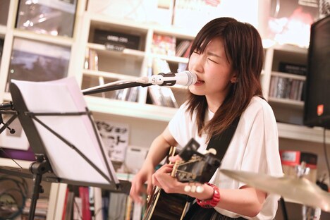 中嶋イッキュウ（Photo by Viola Kam［V'z Twinkle］）