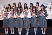 「『悲しみの忘れ方 Documentary of 乃木坂46』母の日イベント」の様子。