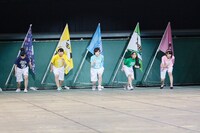 「AKB48大運動会」より、30メートルダッシュの様子。
