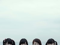 校庭カメラガール