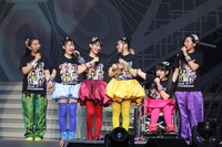 チームしゃちほこ「幕張HOLLYWOOD～おっとりガールの覚醒～」の様子。