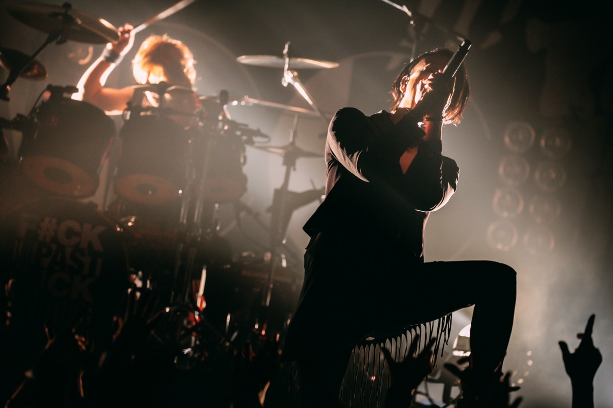 ムック「MUCC EUROPE TOUR 2015 "F#CK THE PAST F#CK THE FUTURE" in JAPAN」の様子。（撮影：西槇太一）