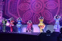 「Twilight」を初披露するチームしゃちほこ。