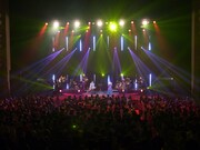 「吉田山田ツアー2015」最終公演の様子。