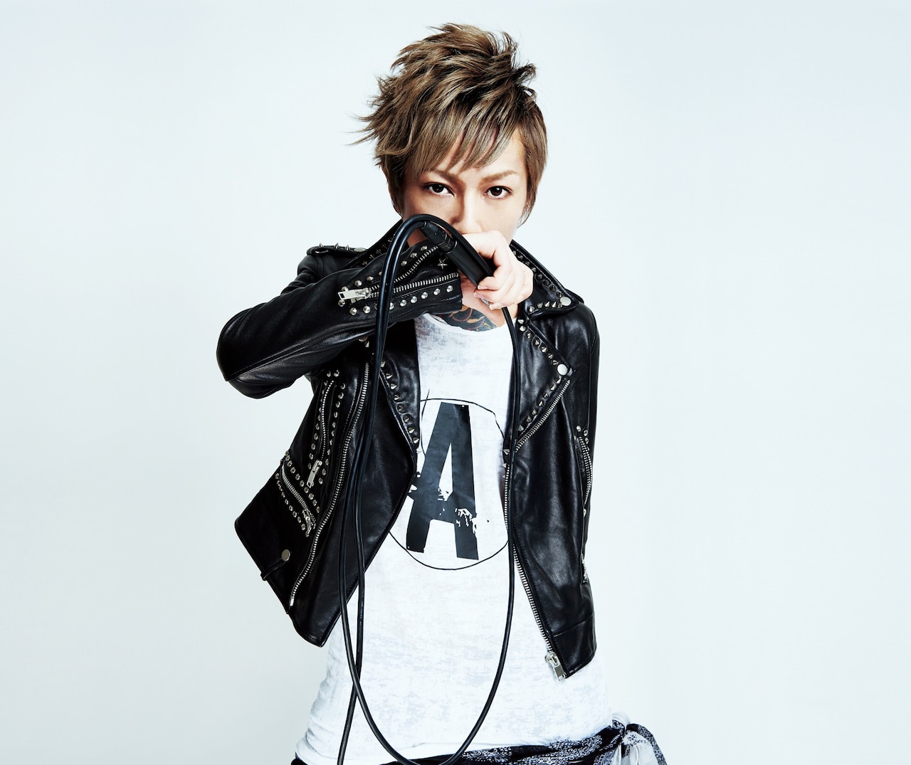 VAMPROSE所属の新星ASH DA HEROが初ミニアルバム発表