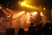 FOLKS「FOLKS "In Bloom" Tour 2015」東京・渋谷CLUB QUATTRO公演の様子。