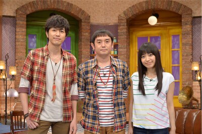 左よりゆず、miwa。(c)テレビ朝日