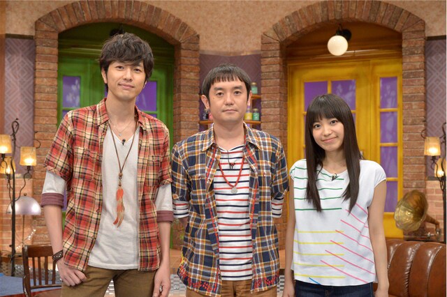 左よりゆず、miwa。(c)テレビ朝日