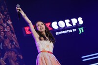 昨年開催された「Celebration」でのMay J.。（写真：RockCorps / フジテレビNEXT 映像特典）