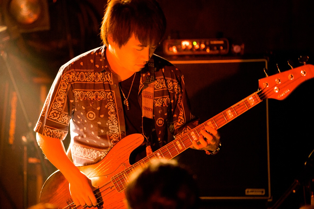 井澤惇（B）（Photo by mika nakanoko）