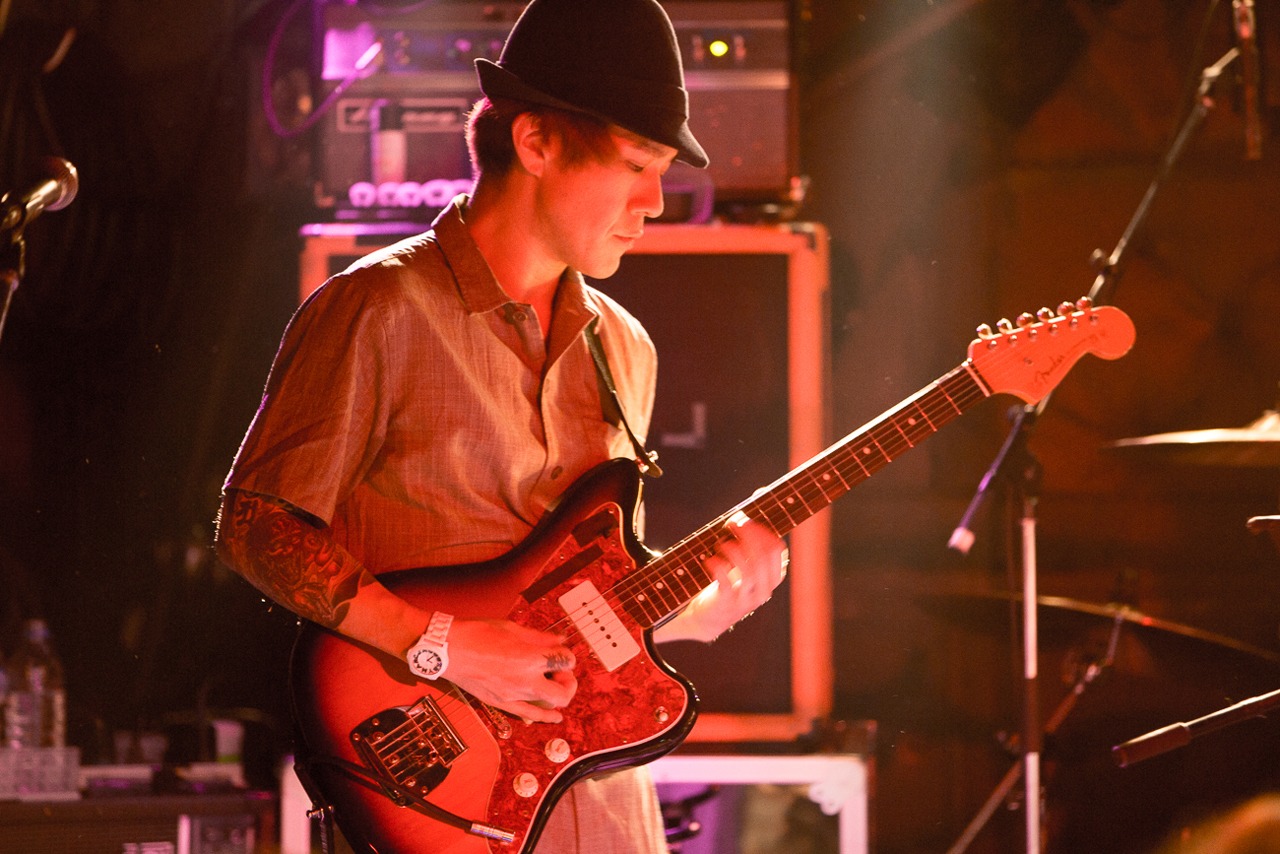 日向秀和（B, G）（Photo by mika nakanoko）