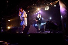 左からYURIKA、NIPPS。