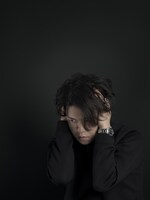 渋谷慶一郎（Photograph by Vanessa Franklin）