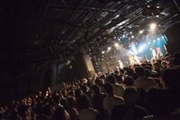 Especia「Especia CLUB QUATTRO Tour "Brisa de Primavera"」東京・渋谷CLUB QUATTRO公演の様子。