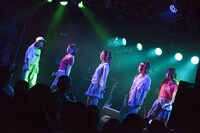 Especia「Especia CLUB QUATTRO Tour "Brisa de Primavera"」東京・渋谷CLUB QUATTRO公演の様子。