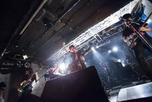 大森靖子＆THEピンクトカレフ（Photo by Masayo）