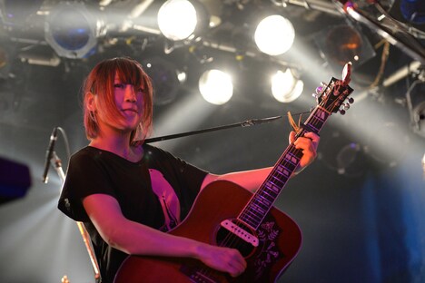 大森靖子(Vo, G, Key)