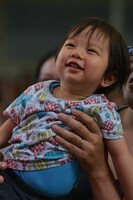 チャラン・ポ・ランタンのライブを最前列で楽しんでいた男の子。