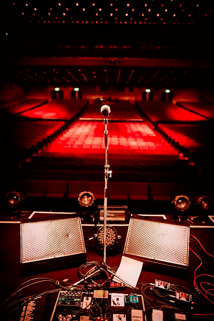 藤巻亮太 TOUR 2015「旅立ちの日」中野サンプラザホール公演の会場の様子。（撮影：関山一也）