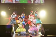 「妄想キャリブレーション LIVE2015春 妄想ファンタジア in 赤坂BLITZ」の様子。