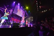 「妄想キャリブレーション LIVE2015春 妄想ファンタジア in 赤坂BLITZ」の様子。