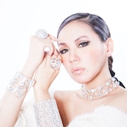 DOUBLEのシングル曲を網羅した2枚組ベスト発売、安室奈美恵とのコラボ曲も収録