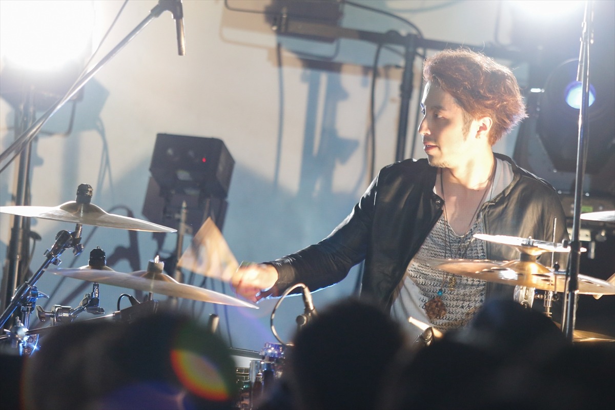 井上司（Dr） （撮影：関口佳代）