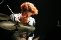 井上司（Dr） （撮影：関口佳代）