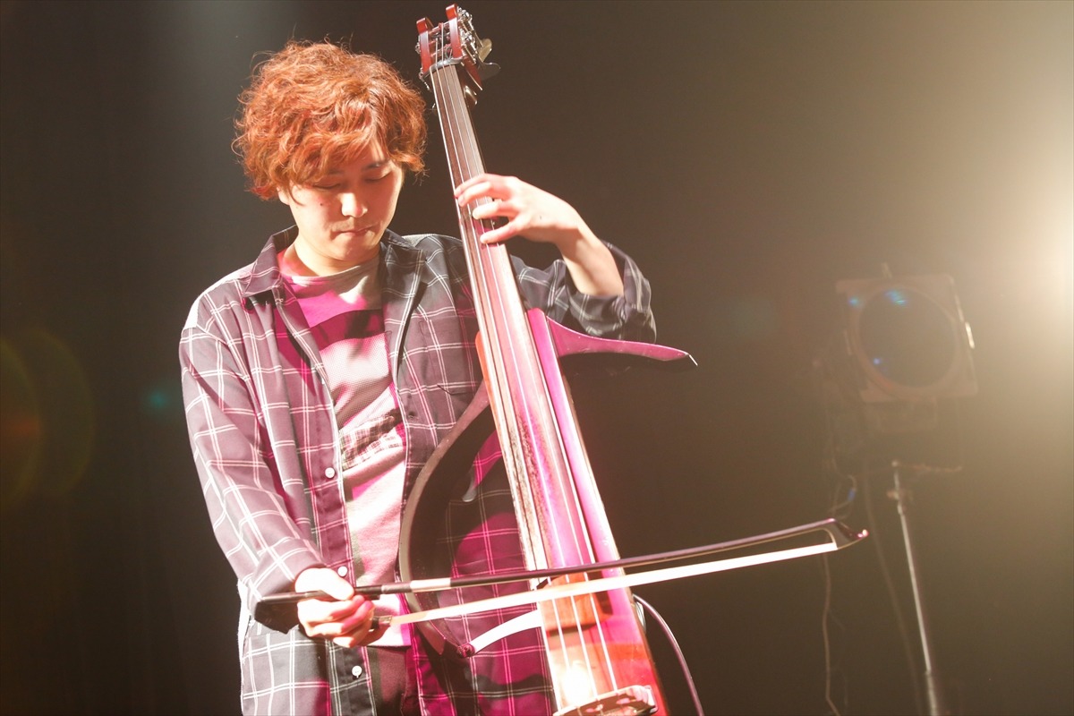 カワイヒデヒロ（B） （撮影：関口佳代）