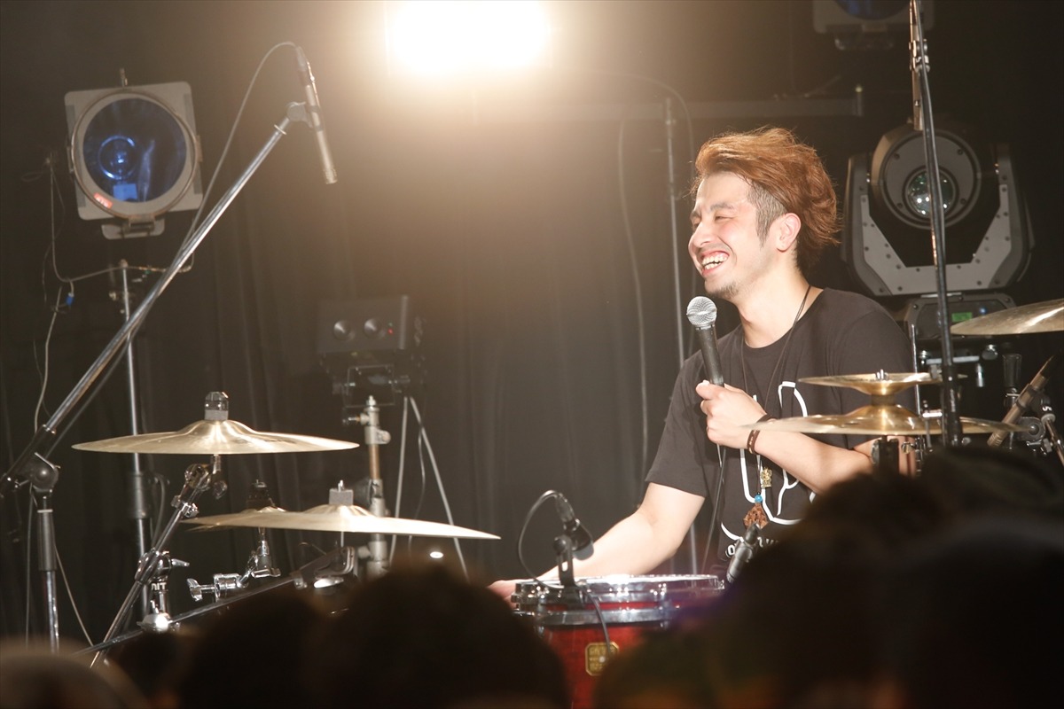 井上司（Dr） （撮影：関口佳代）