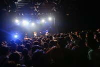 「fox capture plan UNDERGROUND tour」UNIT公演の様子。 （撮影：関口佳代）