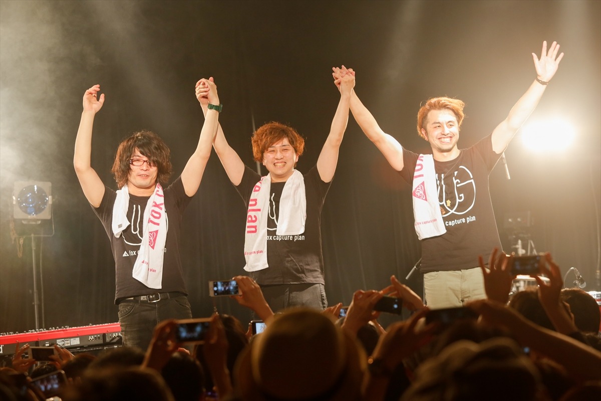 「fox capture plan UNDERGROUND tour」UNIT公演の様子。 （撮影：関口佳代）